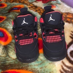 Jordan 4s